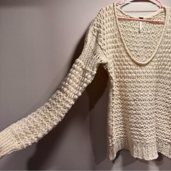 Free People Crashing Waves Pullover Cream Acrylic/Wool Oversized Knit Chunky S - Picture 9 of 16
